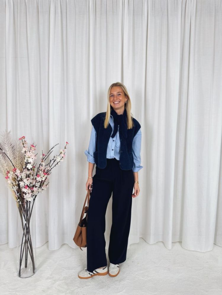 Lieke Scarf Navy