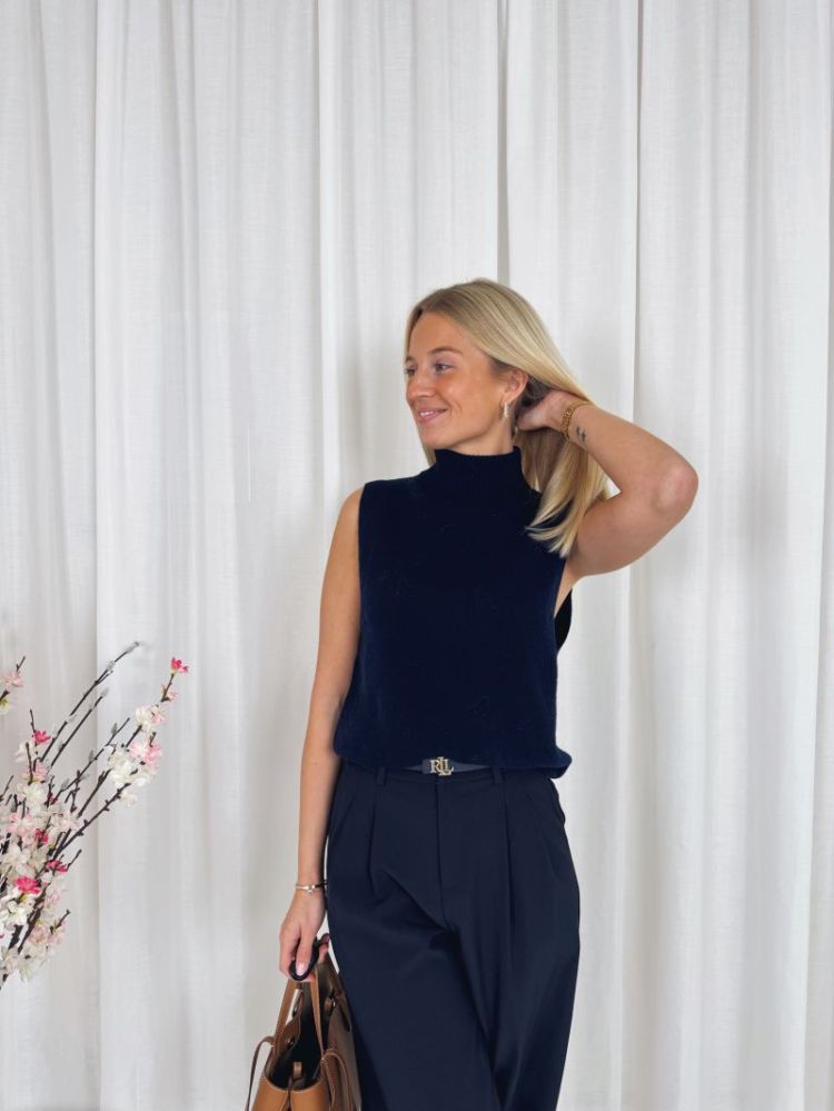 Liva Sleeveless Turtleneck Top Navy