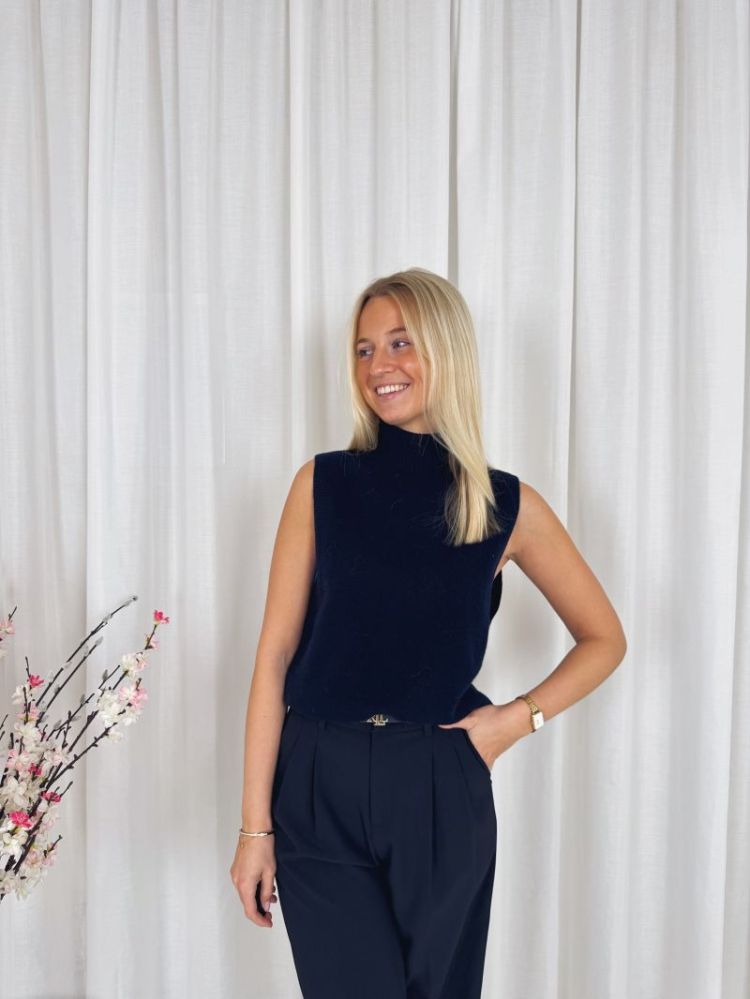 Liva Sleeveless Turtleneck Top Navy