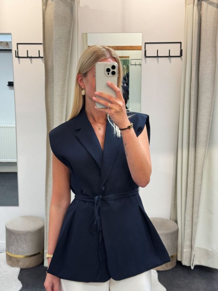 Anne Sleeveless Strap Blazer Navy