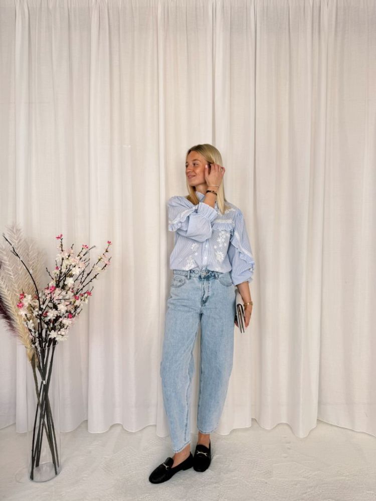 Jasmine Blouse Light Blue