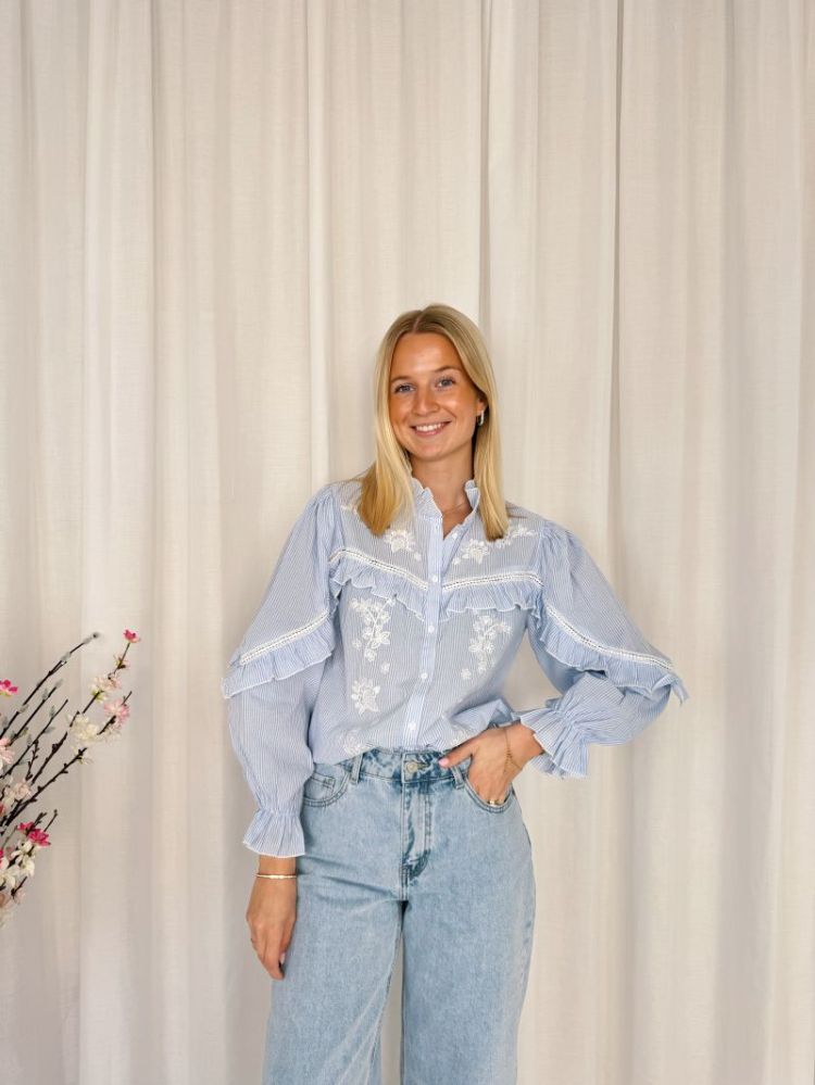 Jasmine Blouse Light Blue