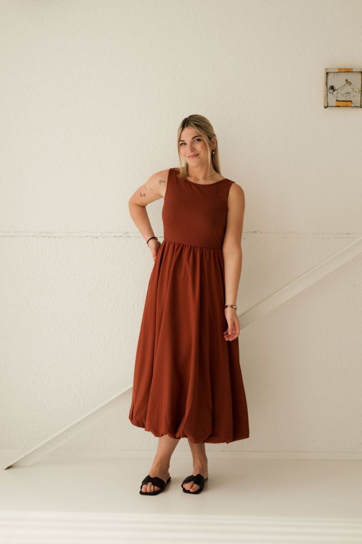 Kirsten Dress Henna