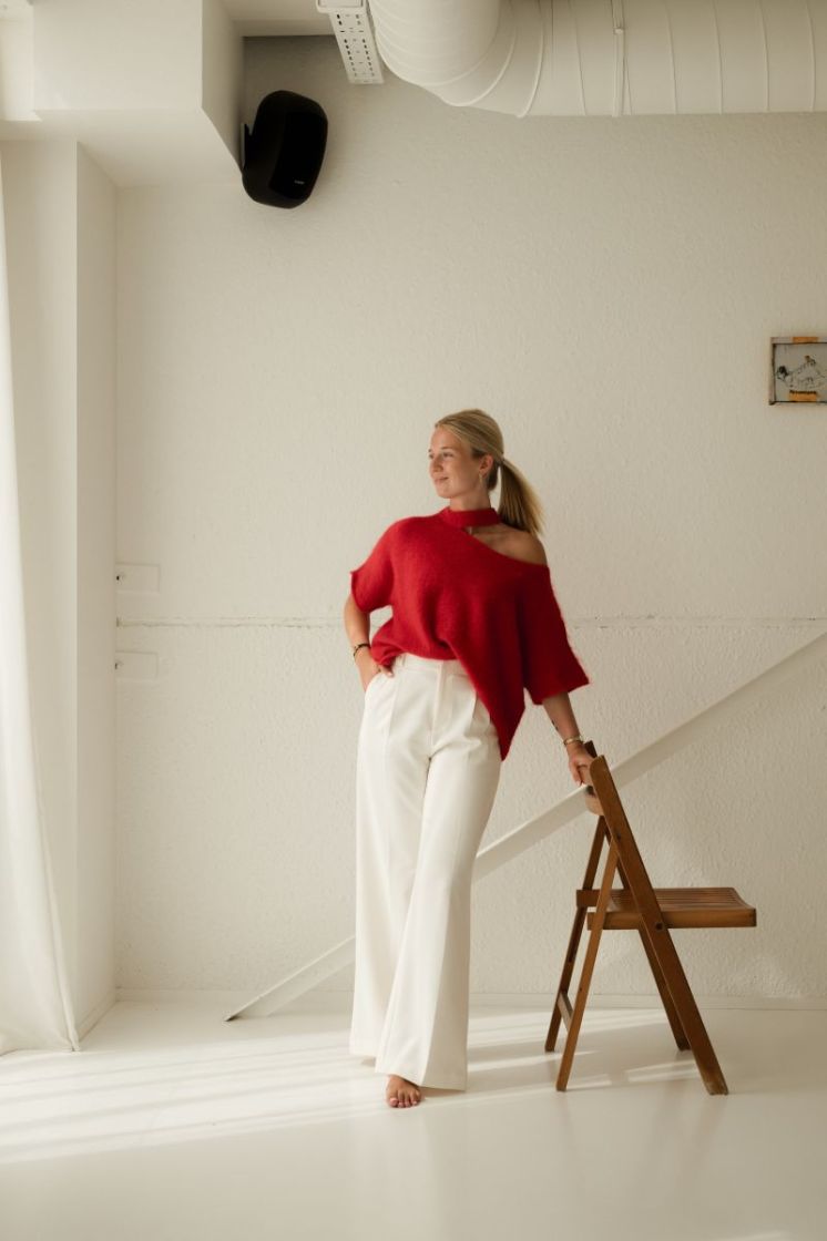 Lize One Shoulder Knit Red
