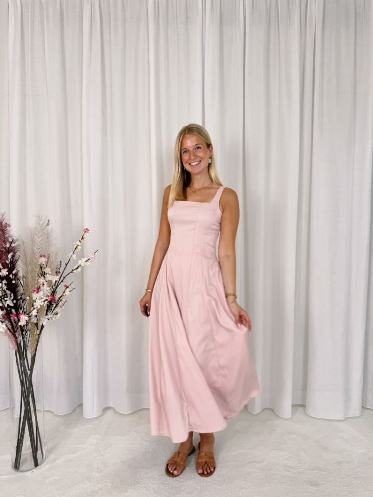 Linne Flared Dress Rose