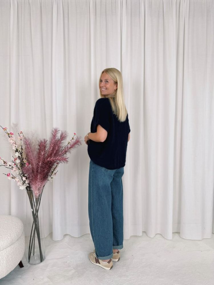 Jolien Sleeveless Knit Marine Blue
