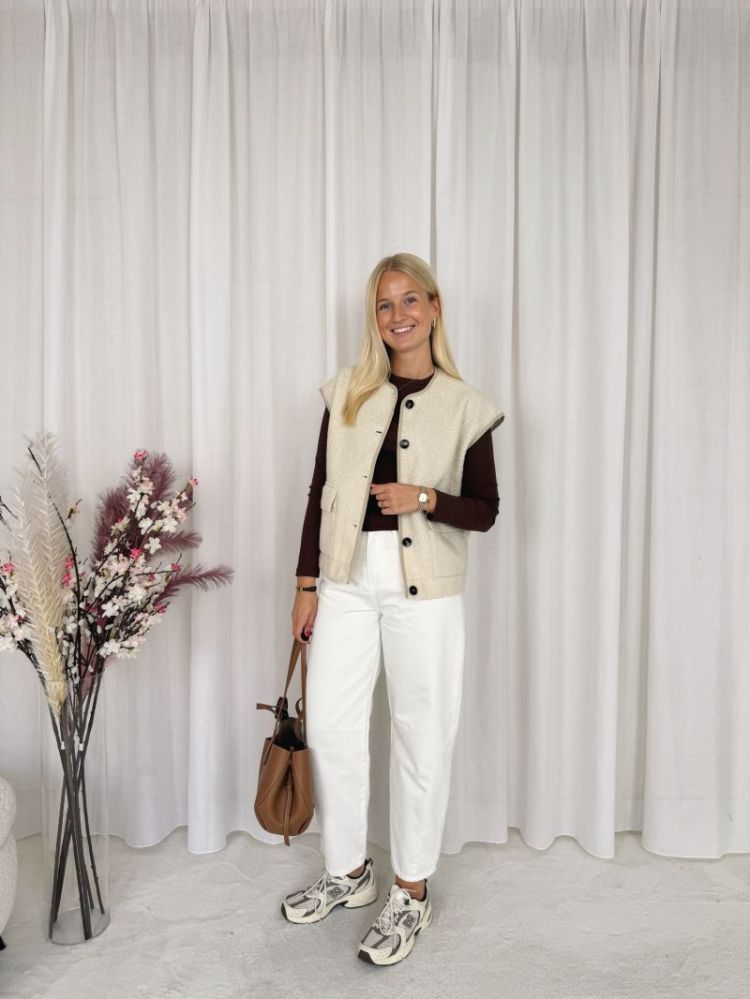 Leona Vest Whisper White