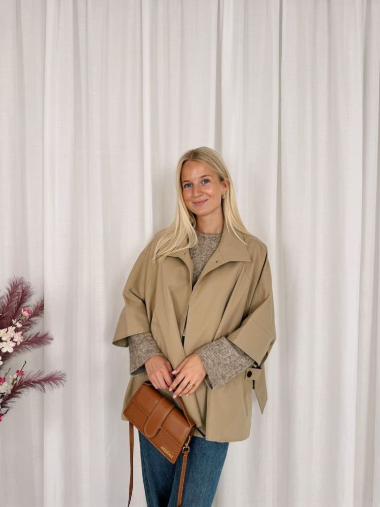 Hanna Oversized Trenchcoat Camel